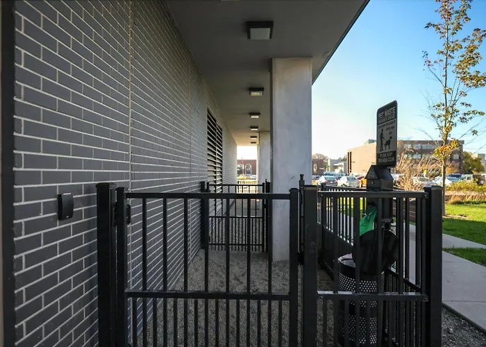 Apartment Blueground Elmhurst Pool Nr Elmhurst Art Museum Chi-1264 *