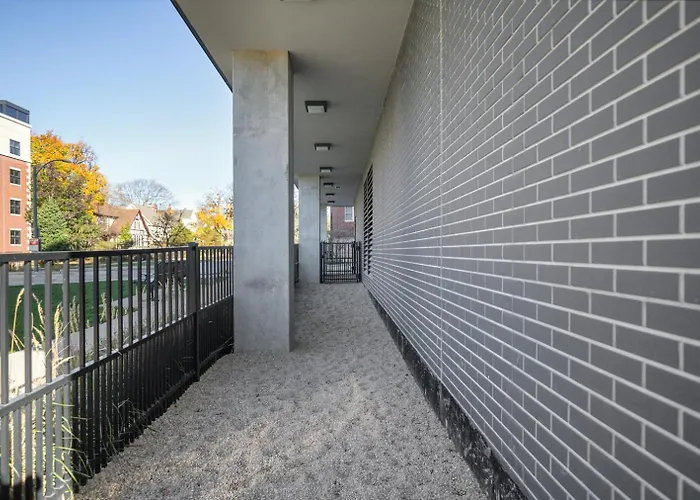 Apartment Blueground Elmhurst Pool Nr Elmhurst Art Museum Chi-1264